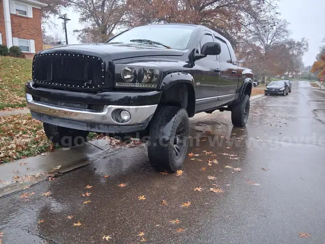 2006 Dodge Ram 1500 SLT Mega Cab 4WD