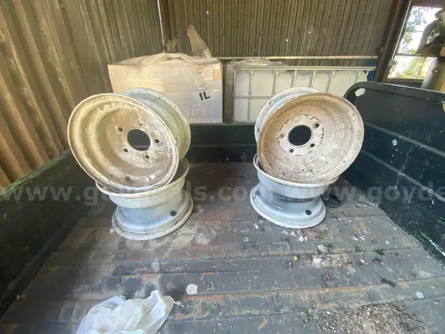 Wheels, 10&#x22; x 6&#x22;