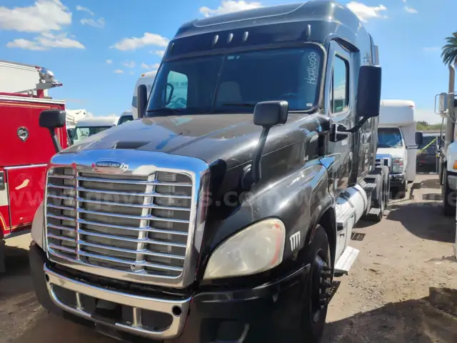 2014 Freightliner Cascadia 125