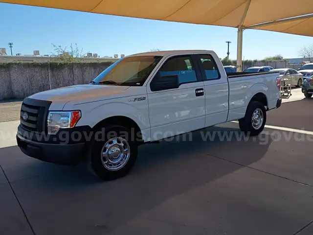 2010 Ford F-150 XL SuperCab 6.5-ft. Bed 2WD