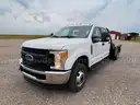 2017 Ford F-350 SD 4X4 Crew Cab DRW Flatbed Pickup