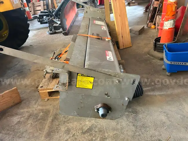 Meyers 8&#x2019; Saltspreader