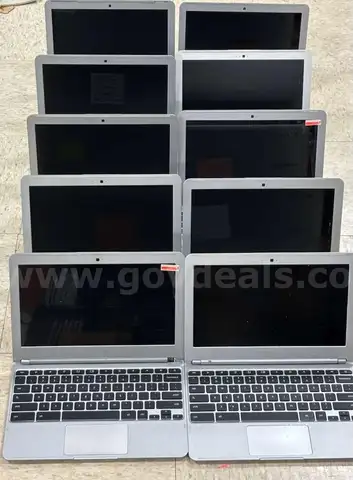Lot of 25 Samsung Chromebooks XE303C12