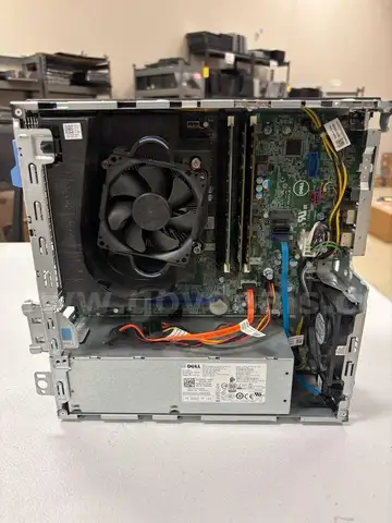 Dell Precision Tower 3420 Desktop – Intel i7 – 16GB RAM – No Storage – Sold As-Is