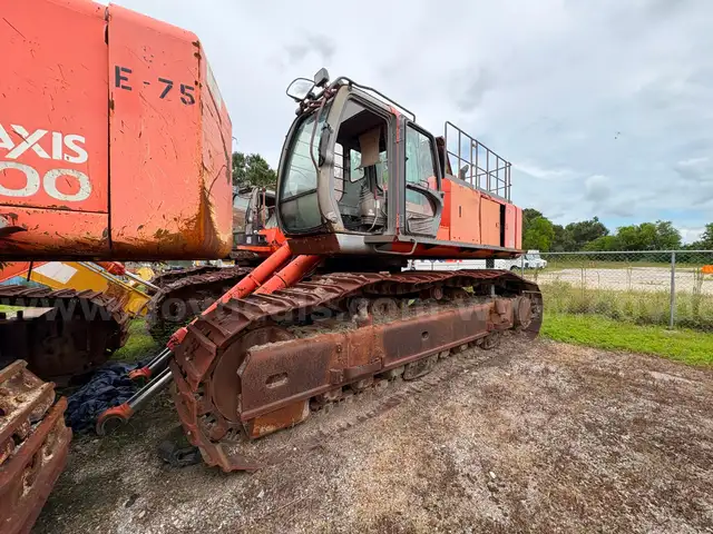 2004 Hitachi ZX800 Hydraulic Excavator (Parts Only)