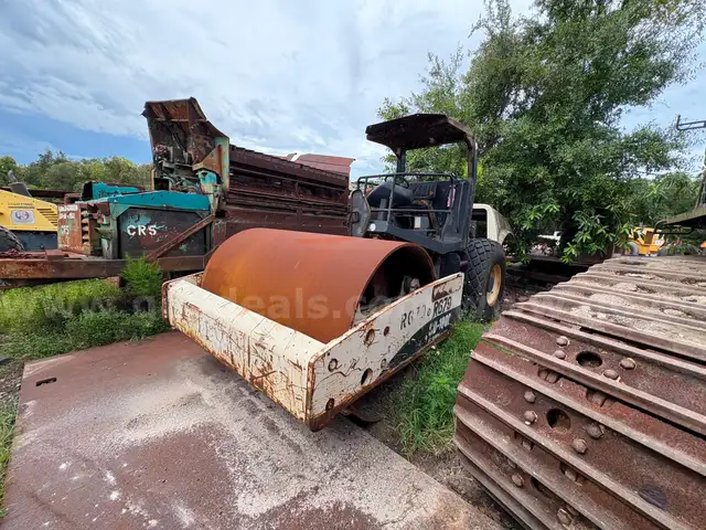 2005 Ingersoll Rand SD100D TF Smooth Drum Vibratory Roller (Inoperable)