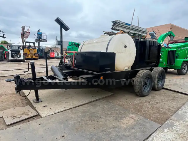 2004 AZ-TEX Custom Multi Use Gallon Water Trailer with Trash Suction Pump