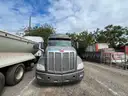 2016 Peterbilt 375