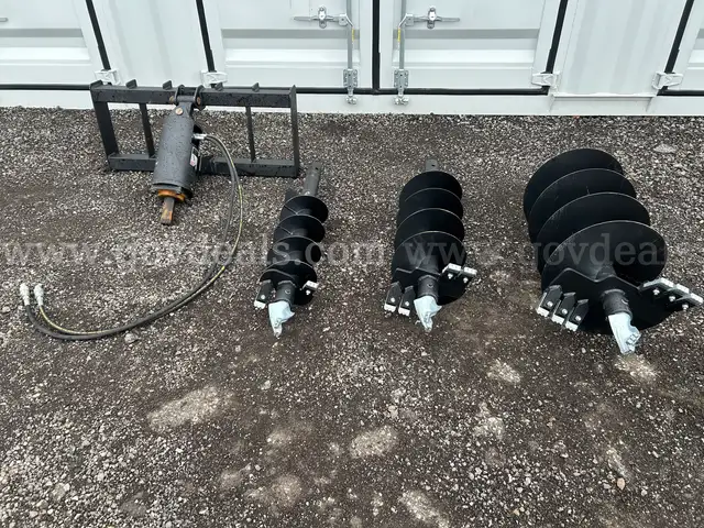 Like New / Skid steer auger drive set up with 9", 12", 18" augers