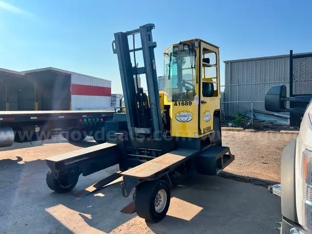 2017 Combilift C12000XL Pneumatic Tire Forklift