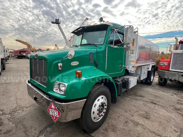 1998 Peterbilt 330 S/A Fuel Truck