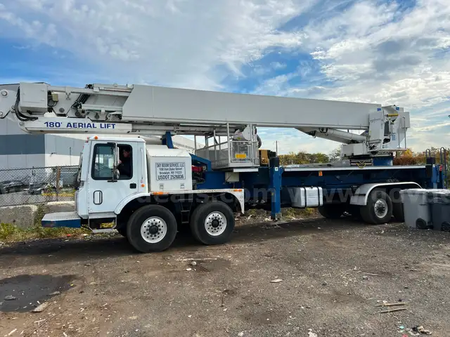 1998 TOR Truck BC 8680 8x6 w/ 1998 Bronto S180-HDT Skylift Boom Truck