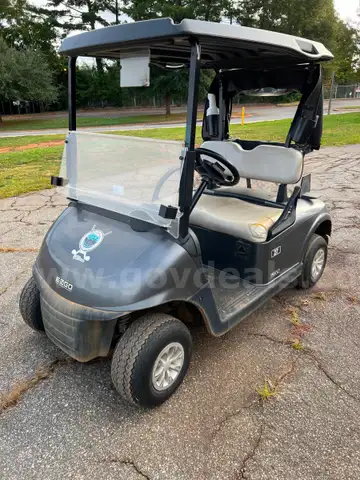 2019 EZ-Go Club Car Golf Cart