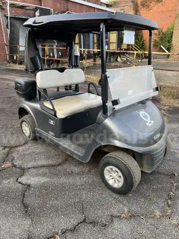 2019 EZ-Go Club Car Golf Cart