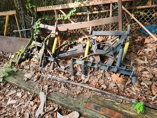 PLOW FRAMES AND SKINS