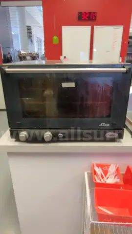 Cadco OV-013 XAF013-US Half Size Countertop Convection Oven 120V Used