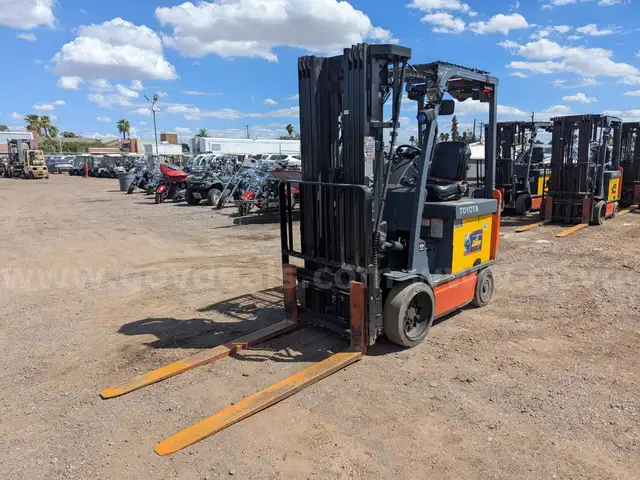 2021 Toyota 8FBCU25 4,400LB Electric Forklift