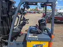 2021 Toyota 8FBCU25 4,400LB Electric Forklift
