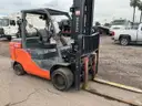 2015 Toyota 8FGC55U 10950LB Cushion Tire Forklift