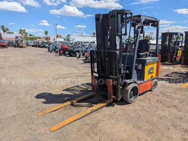 2021 Toyota 8FBCU25 4,400LB Electric Forklift