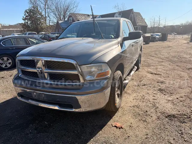 2009 Dodge Ram 1500 4WD IMPOUND with key and clean title