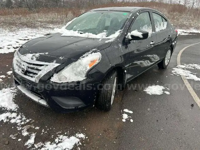 2017 Nissan Versa 1.6 S Plus