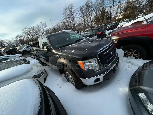 2010 Ford F-150 XL SuperCab 6.5-ft. Bed 4WD