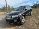 2011 Jeep Grand Cherokee abandoned with key and clean title