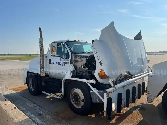 2015 Ford F-750 Regular Cab 2WD DRW