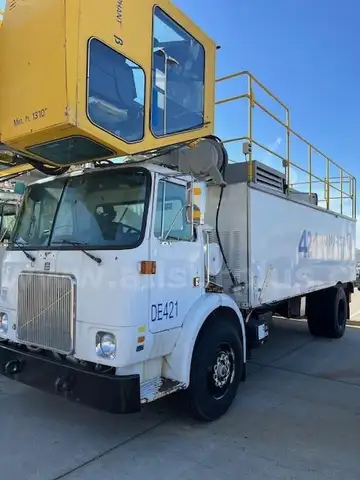 1989 Veste Elephant Beta Deicer Truck
