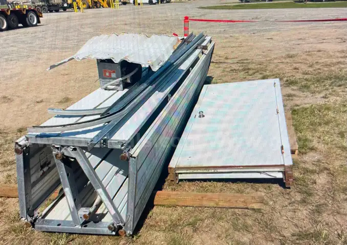 LOT OF DOORS