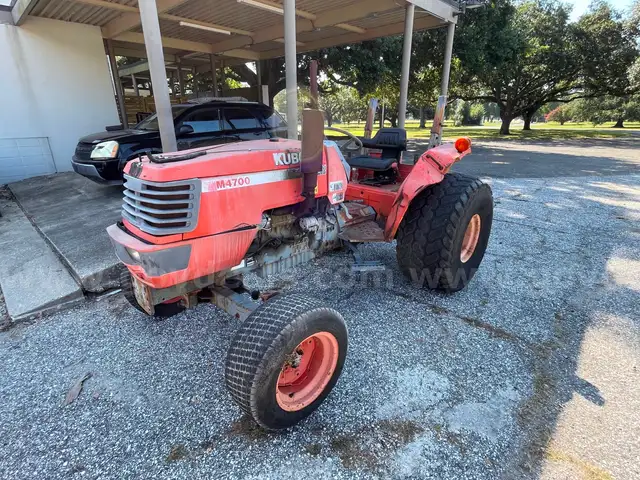 KUBOTA 4700