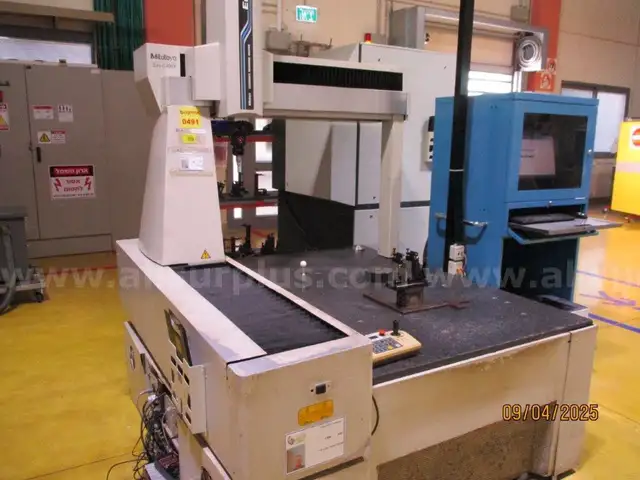 Mitutoyo BRT-A910 CMM (1999)