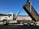 2013 Mack GU813