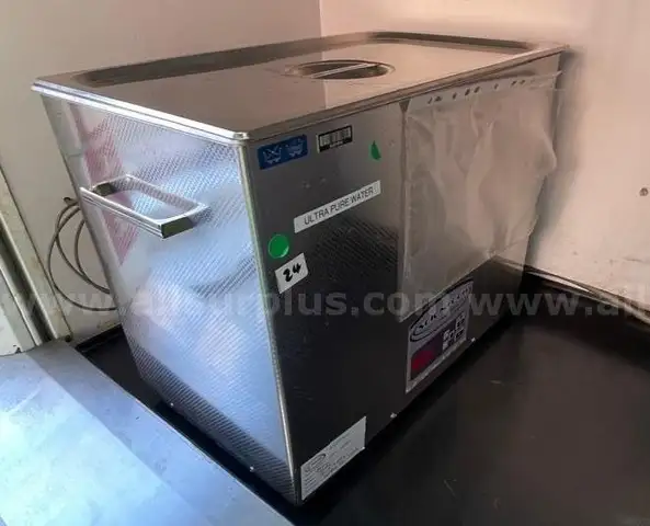 Ultrasonic Cleaner