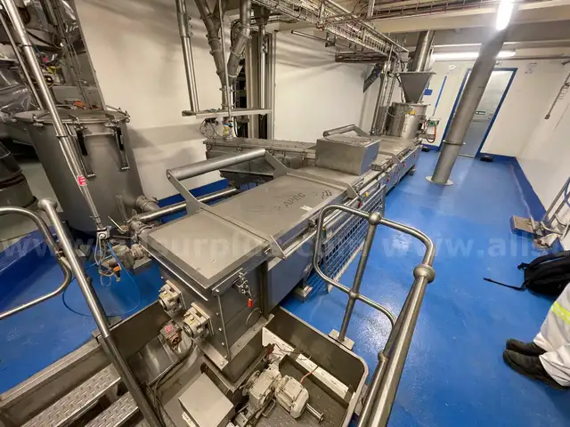 APEC twin screw coating system for wet and dry coating