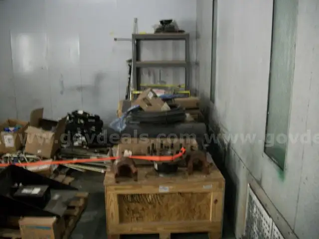 PARTS FOR GARBAGE TRUCKS