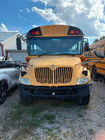 2005 International CE300