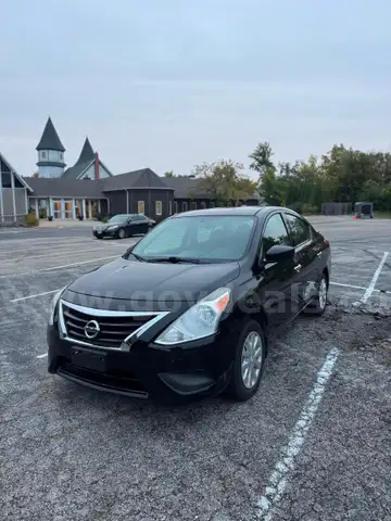 2016 Nissan Versa 1.6 SV Sedan