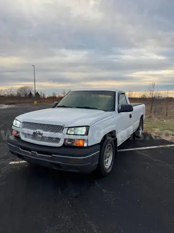 2005 Chevrolet Silverado 1500 Work Truck Long Bed 2WD