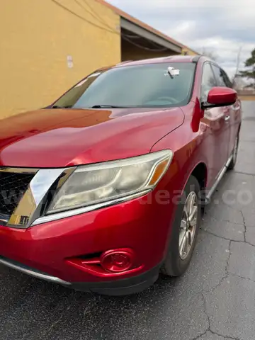 2014 Nissan Pathfinder Platinum 2WD