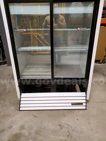 Two Sliding Door Merchandising Cooler