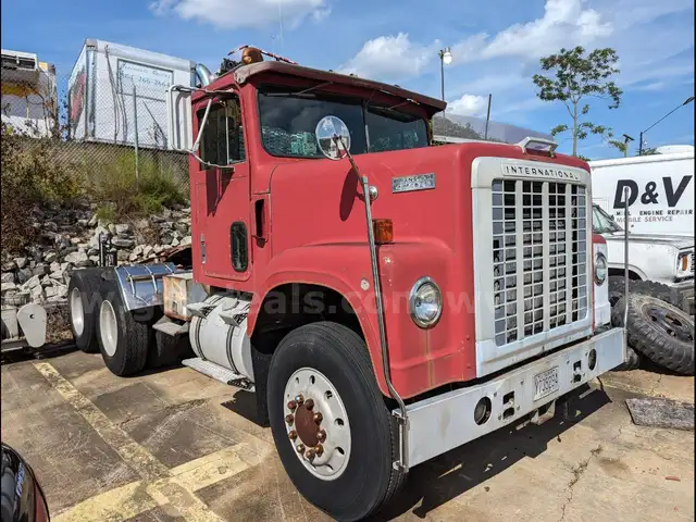 International TransStar Road Tractor