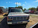 1986 Ford F350 Flatbed / Liftgate Truck