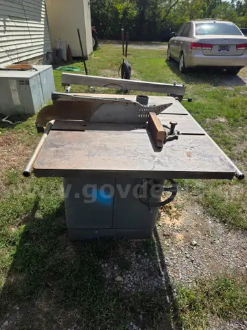 Rockwell 12-14 tilting arbor saw
