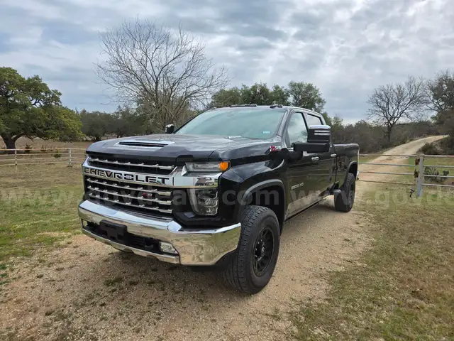 2020 Chevrolet Silverado 2500HD LTZ Crew Cab Long Box 4WD
