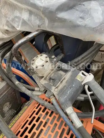 2011 Stanley GT18 Power Unit - Includes Carbide chain saw for concrete