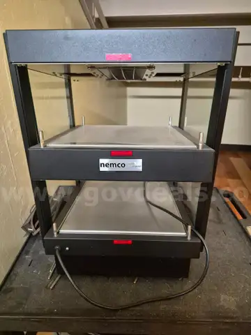 Nemco Slanted Heated Shelf Merchandiser