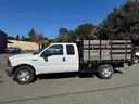 2006 Ford F-350 SD XL SuperCab Long Bed 2WD