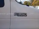 1999 Ford E-350 Econoline Box Truck